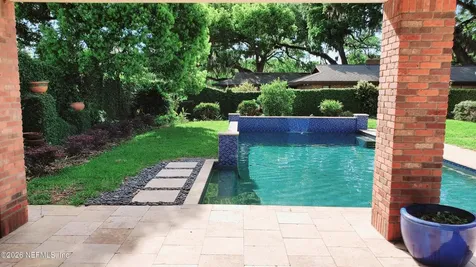 3672 Cathedral Oaks Place N Jacksonville FL 32217