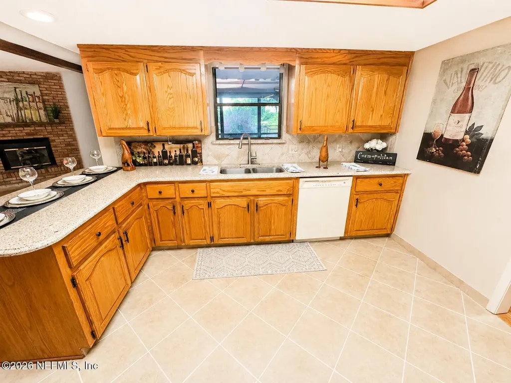 15489 Cape Drive N Jacksonville FL 32226