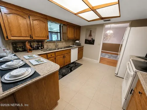 15489 Cape Drive N Jacksonville FL 32226