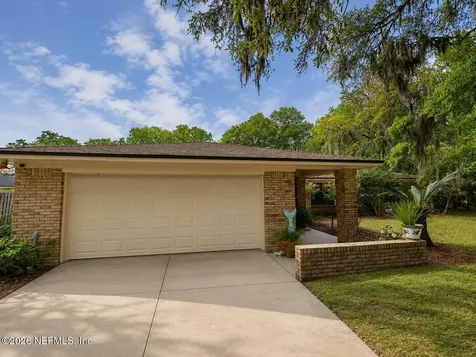 15489 Cape Drive N Jacksonville FL 32226