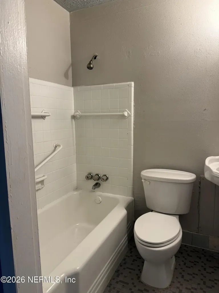 6528 Mitford Road Jacksonville FL 32210
