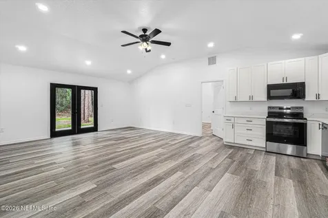 124 Park Drive Satsuma FL 32187