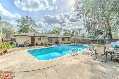 5203 Clarendon Road Jacksonville FL 32205