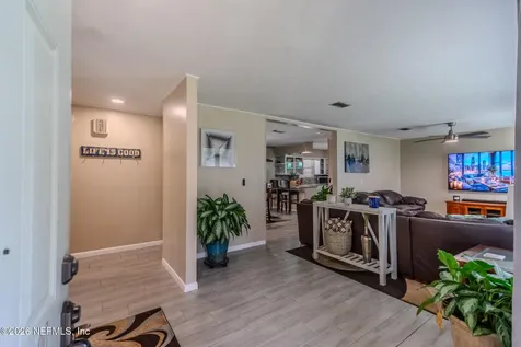 5203 Clarendon Road Jacksonville FL 32205
