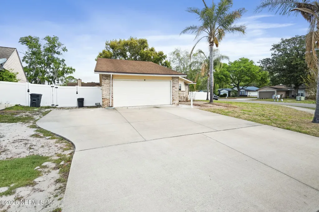 8121 Morristown Trail Jacksonville FL 32244