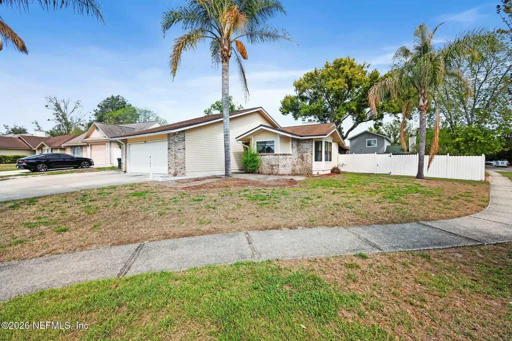 8121 Morristown Trail Jacksonville FL 32244