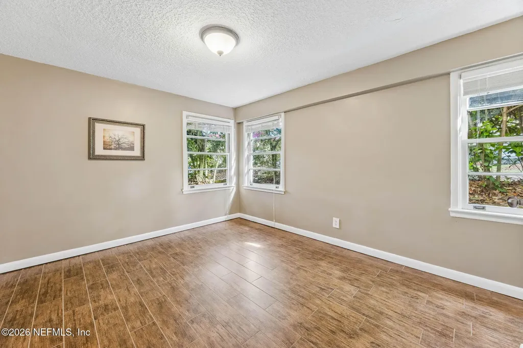 4226 Forest Park Road Jacksonville FL 32210