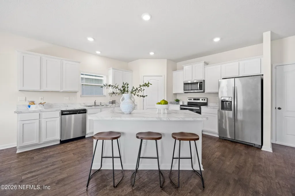 2555 Oak Stream Drive Green Cove Springs FL 32043