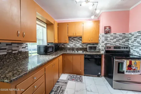 5150 Broadway Avenue Jacksonville FL 32254