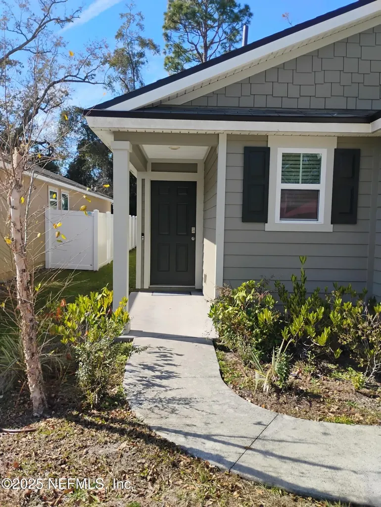 5846 Calvary Drive Jacksonville FL 32244
