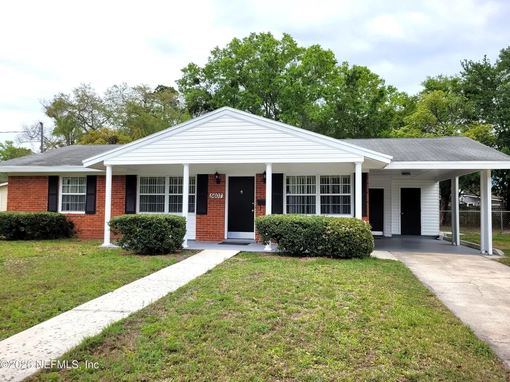 5607 Santa Monica Boulevard S Jacksonville FL 32207
