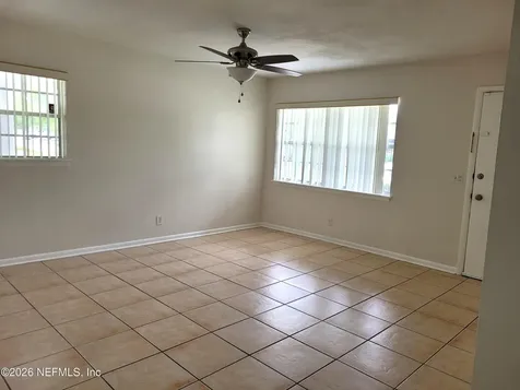 5607 Santa Monica Boulevard S Jacksonville FL 32207