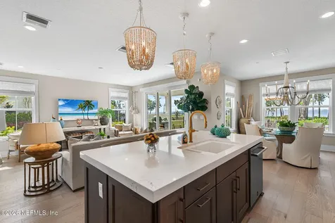 135 Oak Park Drive St. Johns FL 32259