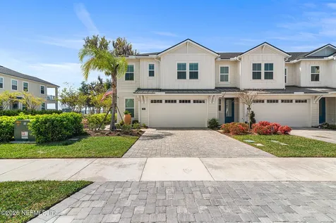135 Oak Park Drive St. Johns FL 32259