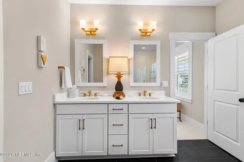 135 Oak Park Drive St. Johns FL 32259