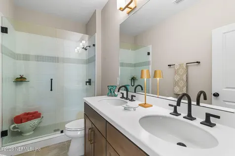 135 Oak Park Drive St. Johns FL 32259