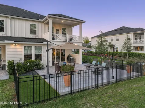 135 Oak Park Drive St. Johns FL 32259