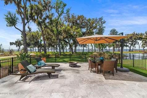 135 Oak Park Drive St. Johns FL 32259