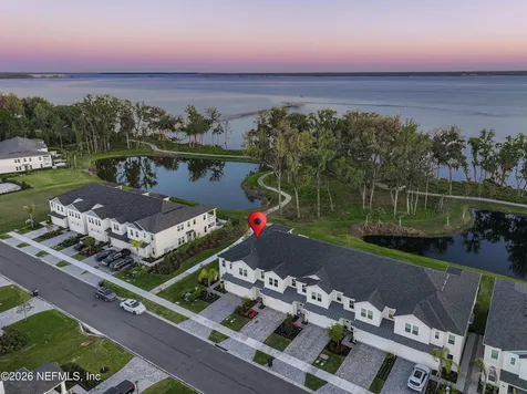 135 Oak Park Drive St. Johns FL 32259