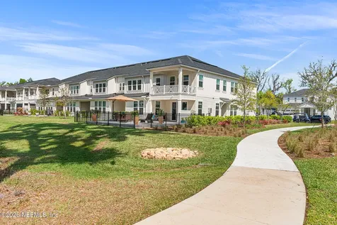 135 Oak Park Drive St. Johns FL 32259