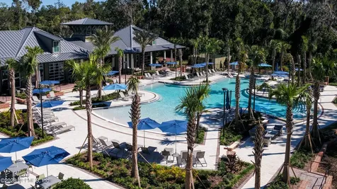135 Oak Park Drive St. Johns FL 32259