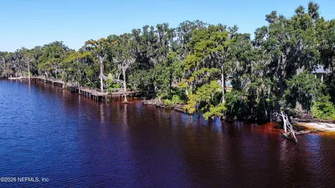 135 Oak Park Drive St. Johns FL 32259