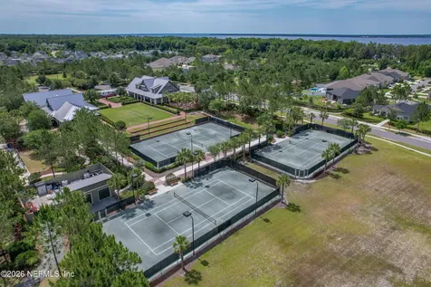 135 Oak Park Drive St. Johns FL 32259