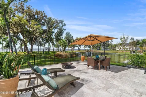 135 Oak Park Drive St. Johns FL 32259