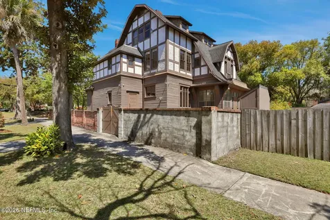 2160 Oak Street Jacksonville FL 32204
