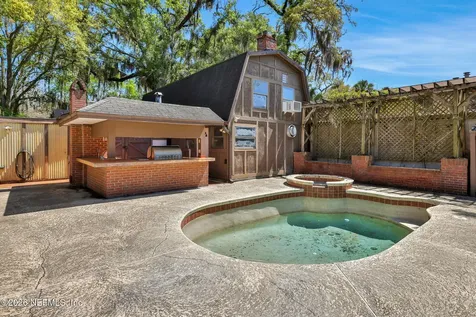 2160 Oak Street Jacksonville FL 32204