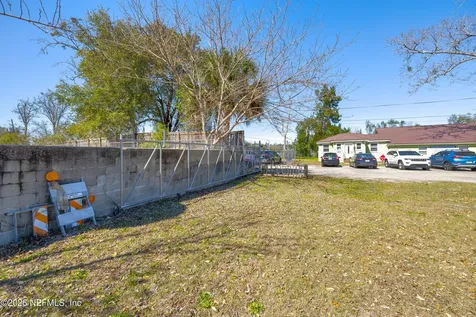 7867 Lakeland Street Jacksonville FL 32221