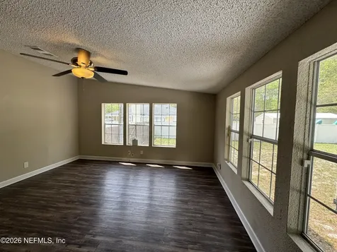 4579 Johns Cemetery Road Middleburg FL 32068