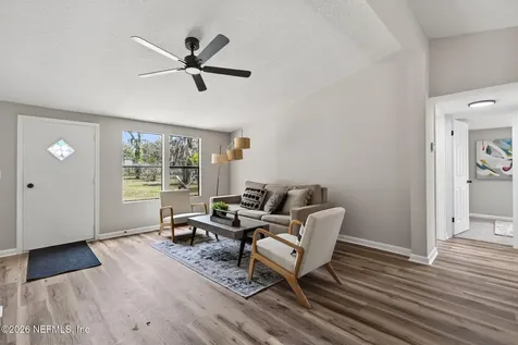 4224 Deer Trail Middleburg FL 32068