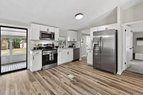4224 Deer Trail Middleburg FL 32068