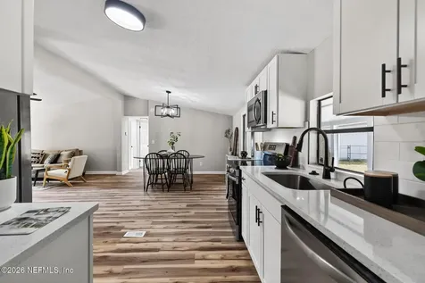 4224 Deer Trail Middleburg FL 32068
