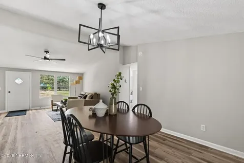 4224 Deer Trail Middleburg FL 32068