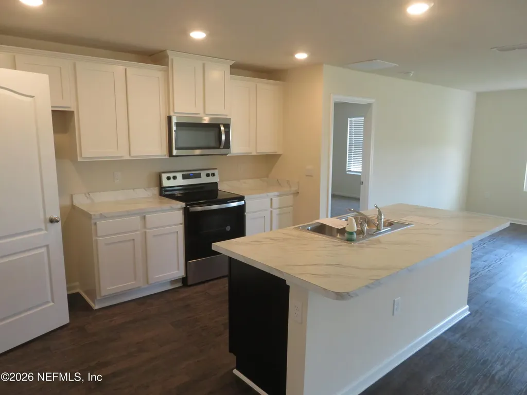 2678 Oak Stream Drive Green Cove Springs FL 32043