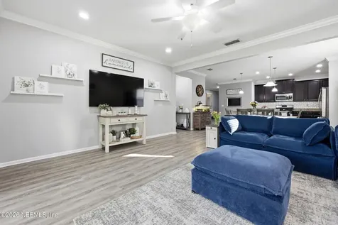 342 Aspen Leaf Drive Jacksonville FL 32081