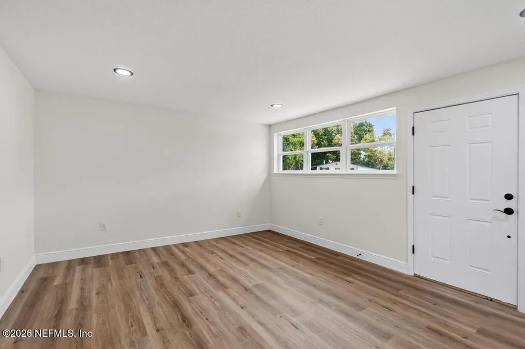 2934 Stonehurst Road W Jacksonville FL 32277