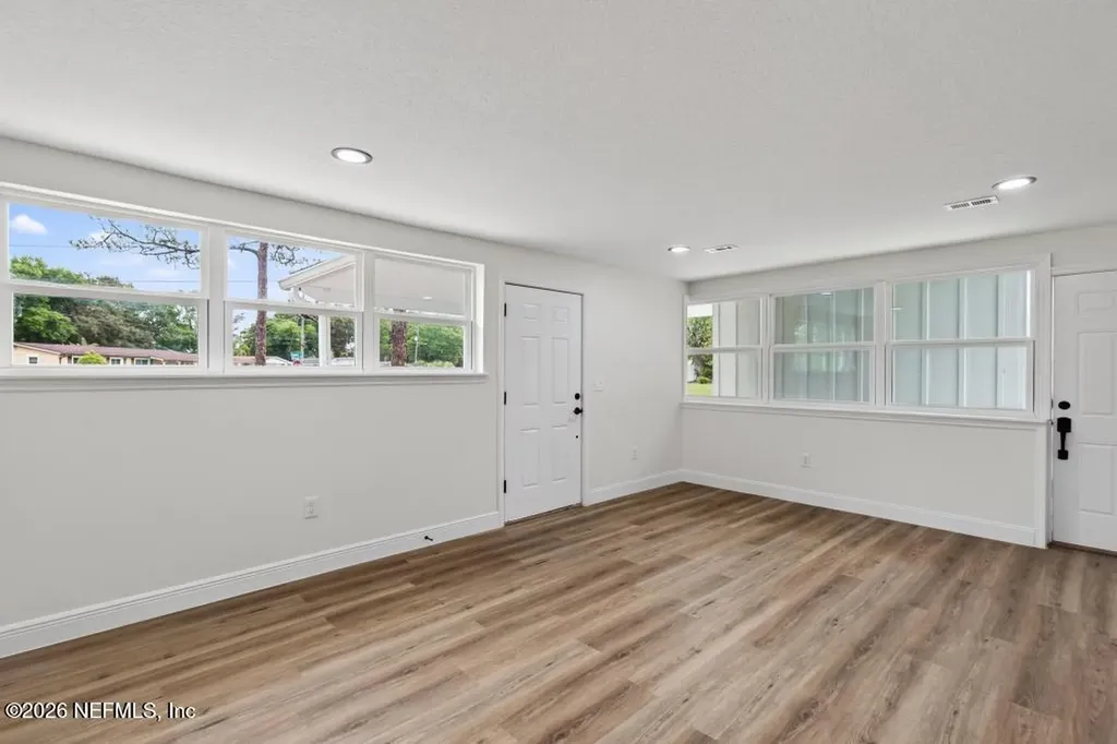 2934 Stonehurst Road W Jacksonville FL 32277