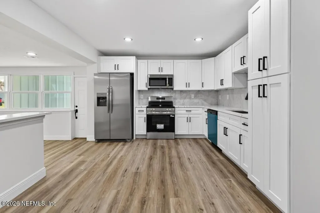 2934 Stonehurst Road W Jacksonville FL 32277