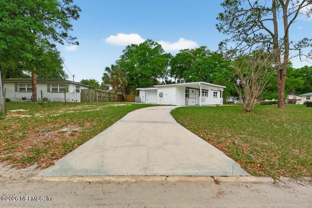 2934 Stonehurst Road W Jacksonville FL 32277