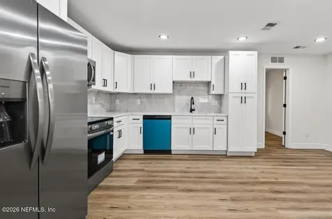 2934 Stonehurst Road W Jacksonville FL 32277