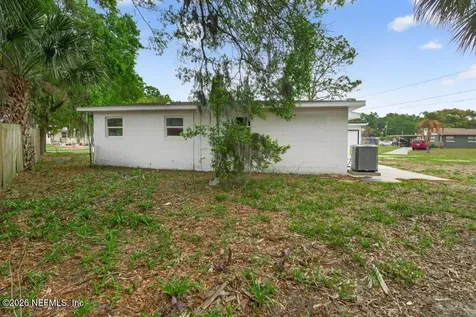2934 Stonehurst Road W Jacksonville FL 32277