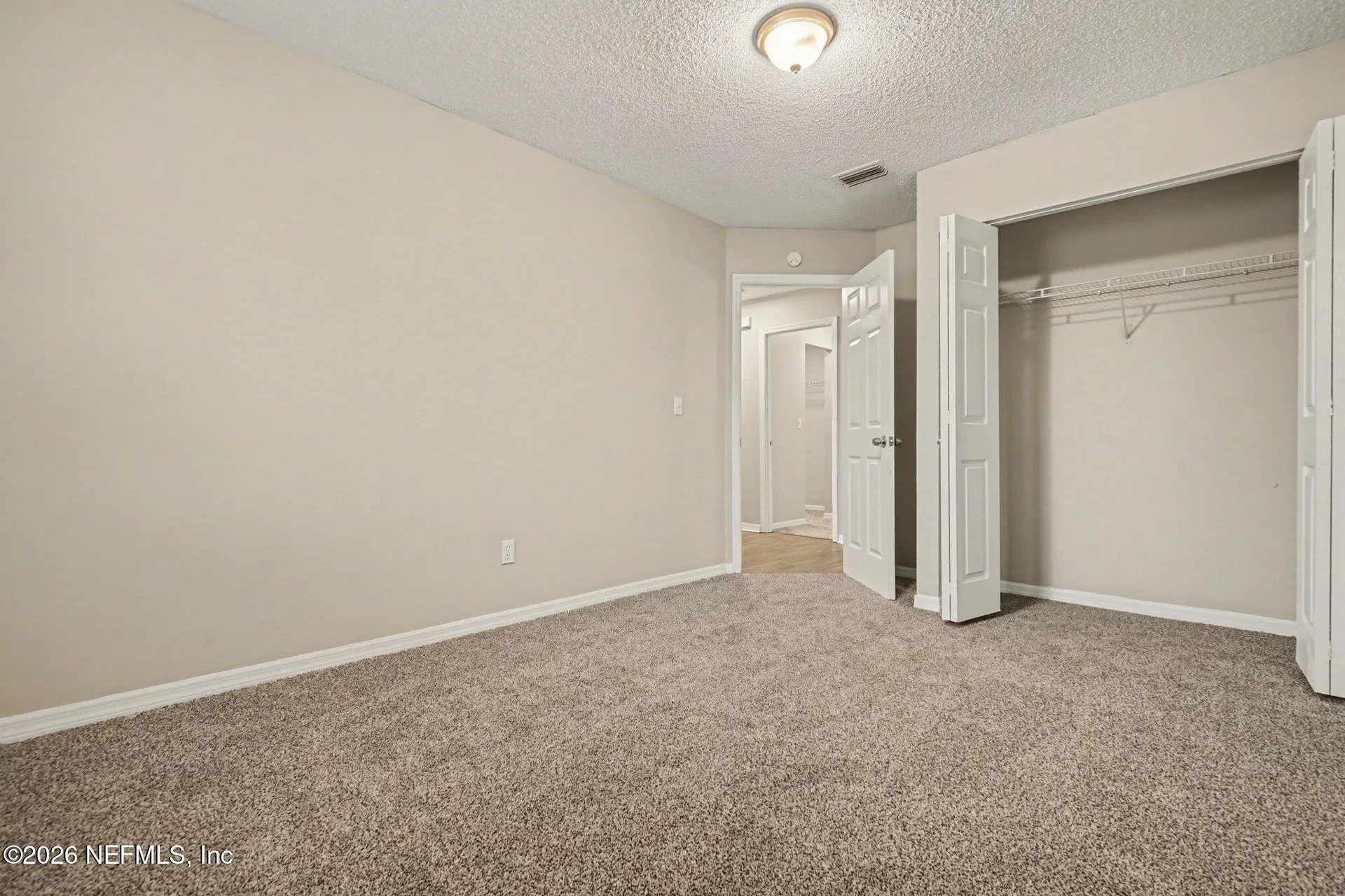 8459 Pikes Peak Drive N Jacksonville FL 32244