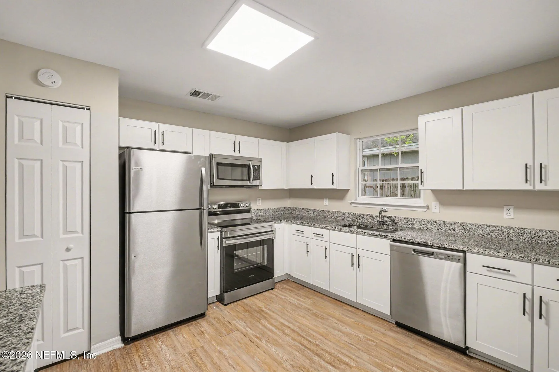 8459 Pikes Peak Drive N Jacksonville FL 32244