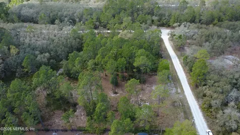 519 5th Street Satsuma FL 32189
