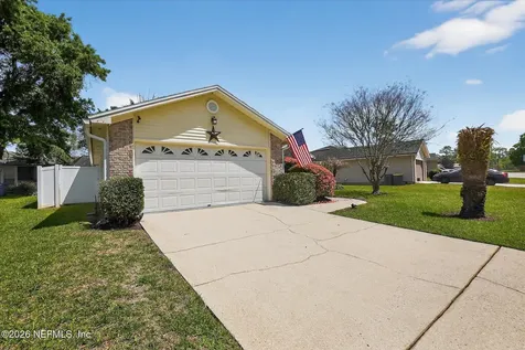 825 Long Lake Drive Jacksonville FL 32225