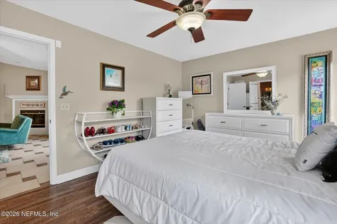 825 Long Lake Drive Jacksonville FL 32225