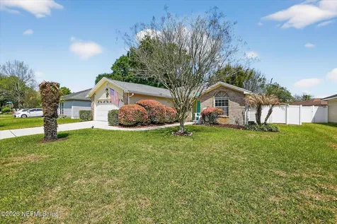 825 Long Lake Drive Jacksonville FL 32225